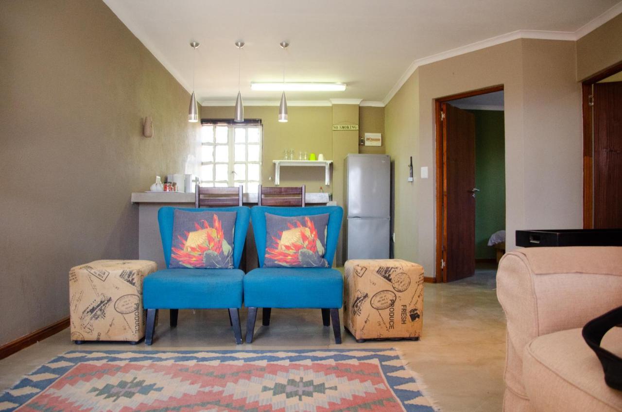 Desert Dew Guest House Hutchinson Dış mekan fotoğraf